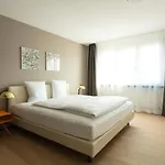 Ema House Serviced Superior Downtown
