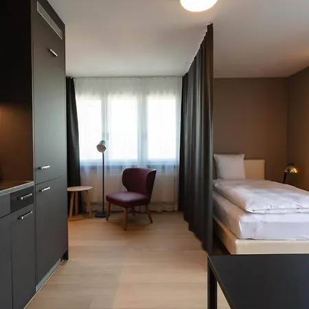 Apartment Ema House Serviced Superior Downtown