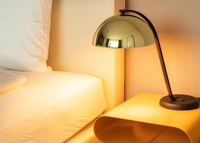 דירה Ema House Serviced Superior Downtown