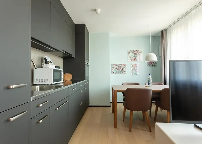 Ema House Serviced Superior Downtown *