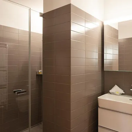 Ema House Serviced Superior Downtown