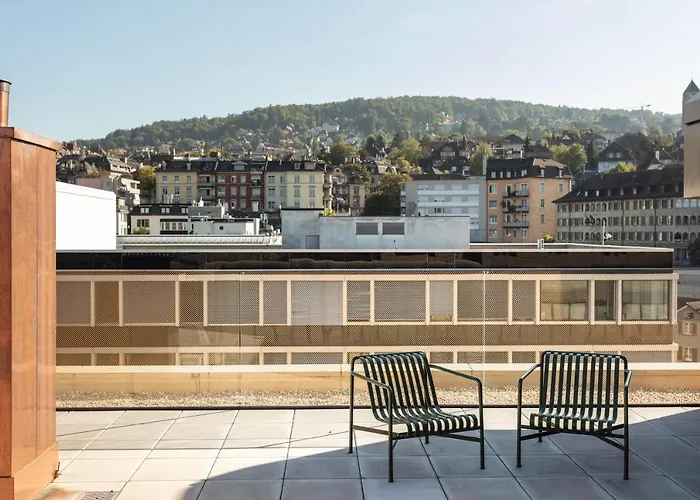 Ema House Serviced Superior Downtown Apartment