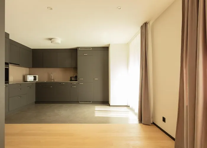 Ema House Serviced Superior Downtown *