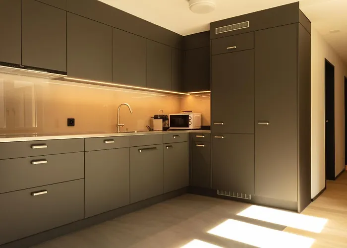 Appartamento Ema House Serviced Superior Downtown *